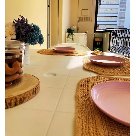 Apartment Holihome - La Variopinta,100m Dal Mare